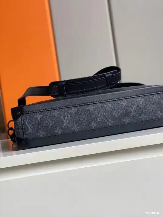 SOFT TRUNK VUITTON LOUIS 0519